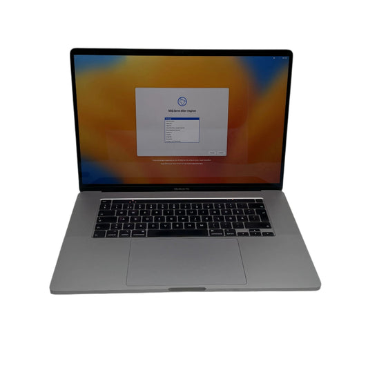 Begagnad MacBook Pro 16" 2019 - i9 - Rymdgrå