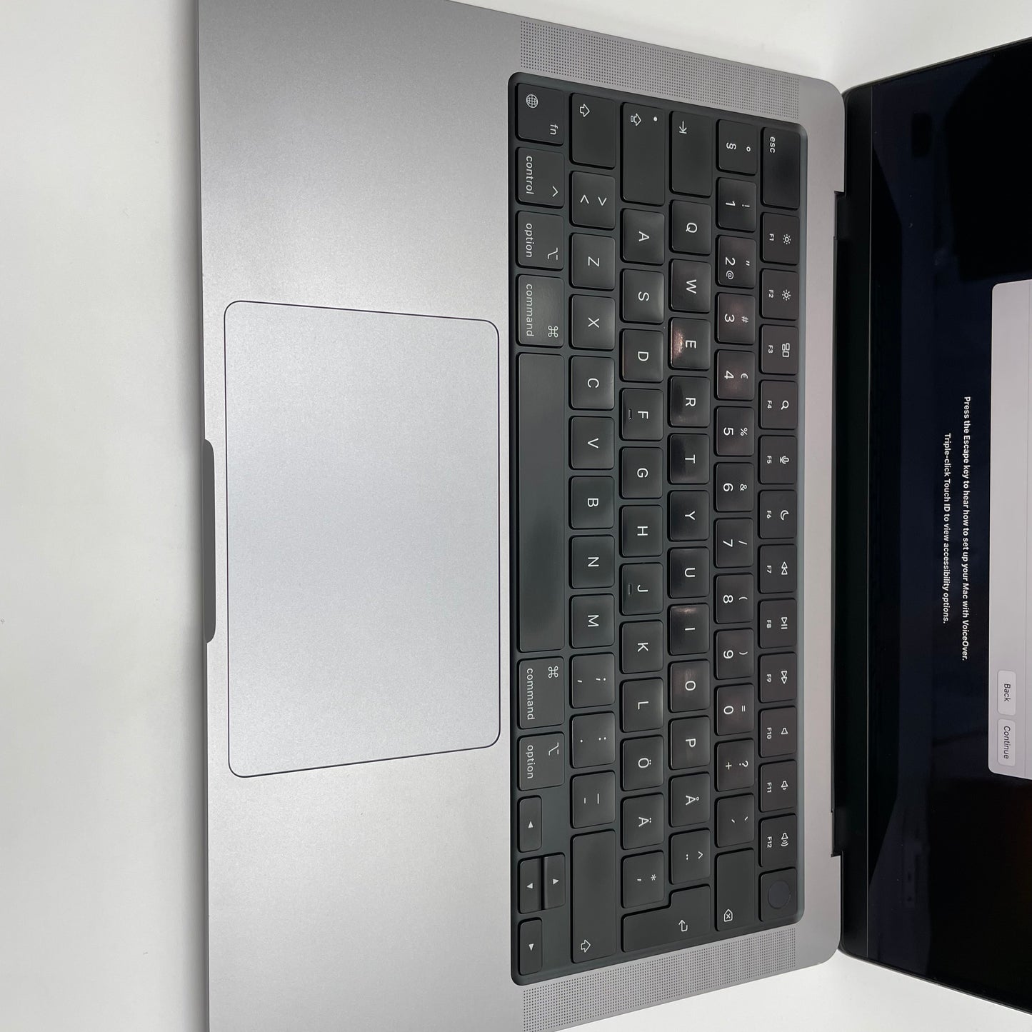 Begagnad MacBook Pro 14" 2021 - M1 Pro - Rymdgrå