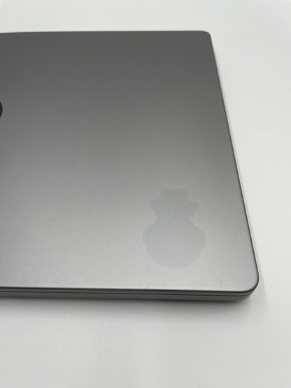 Begagnad MacBook Pro 16" 2021 - M1 Pro - Rymdgrå