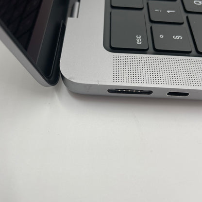 Begagnad MacBook Pro 14" 2021 - M1 Pro - Rymdgrå
