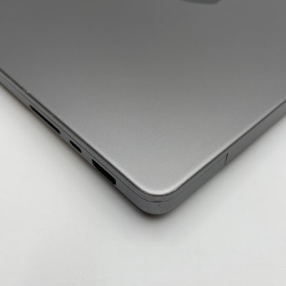 Begagnad MacBook Pro 14" 2021 - M1 Pro - 32GB - 1TB - Rymdgrå