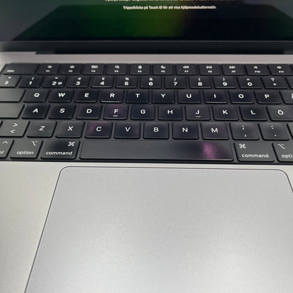 Begagnad MacBook Pro 14" 2021 - M1 Pro - 16GB - 512GB - Rymdgrå