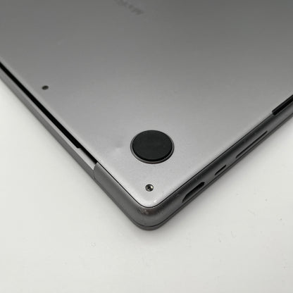 Begagnad MacBook Pro 14" 2021 - M1 Pro - 32GB - 1TB - Rymdgrå
