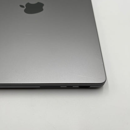 Begagnad MacBook Pro 14" 2021 - M1 Pro - 16GB - 512GB - Rymdgrå