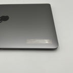 Begagnad MacBook Air 13" 2020 - M1 - 8GB - 256GB - Rymdgrå