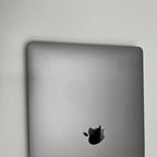 Begagnad MacBook Air 13" 2020 - M1 - 8GB - 256GB - Rymdgrå