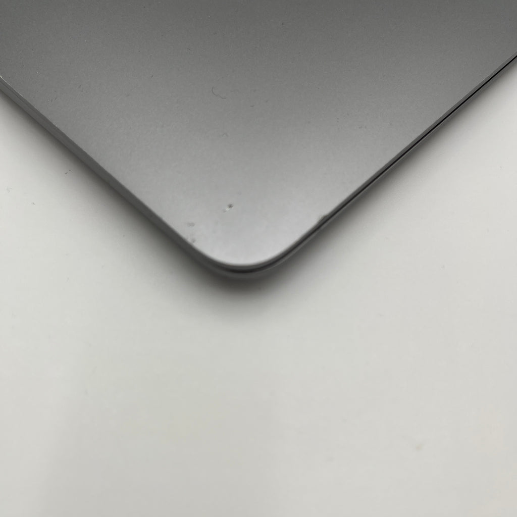 Begagnad MacBook Air 13" 2020 - M1 - 16GB - 256GB - Rymdgrå