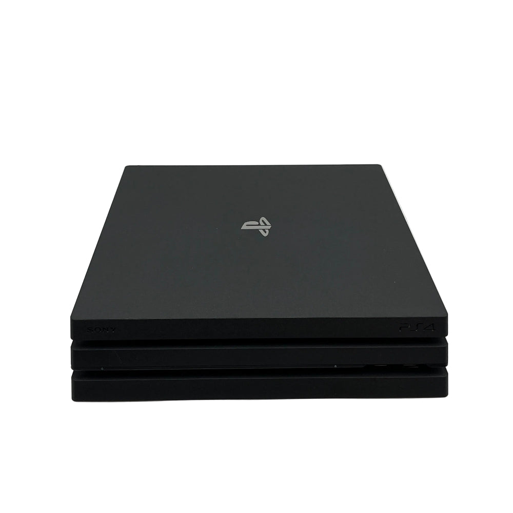 Begagnad PlayStation 4 1TB med 4 kontroller, ratt och pedal