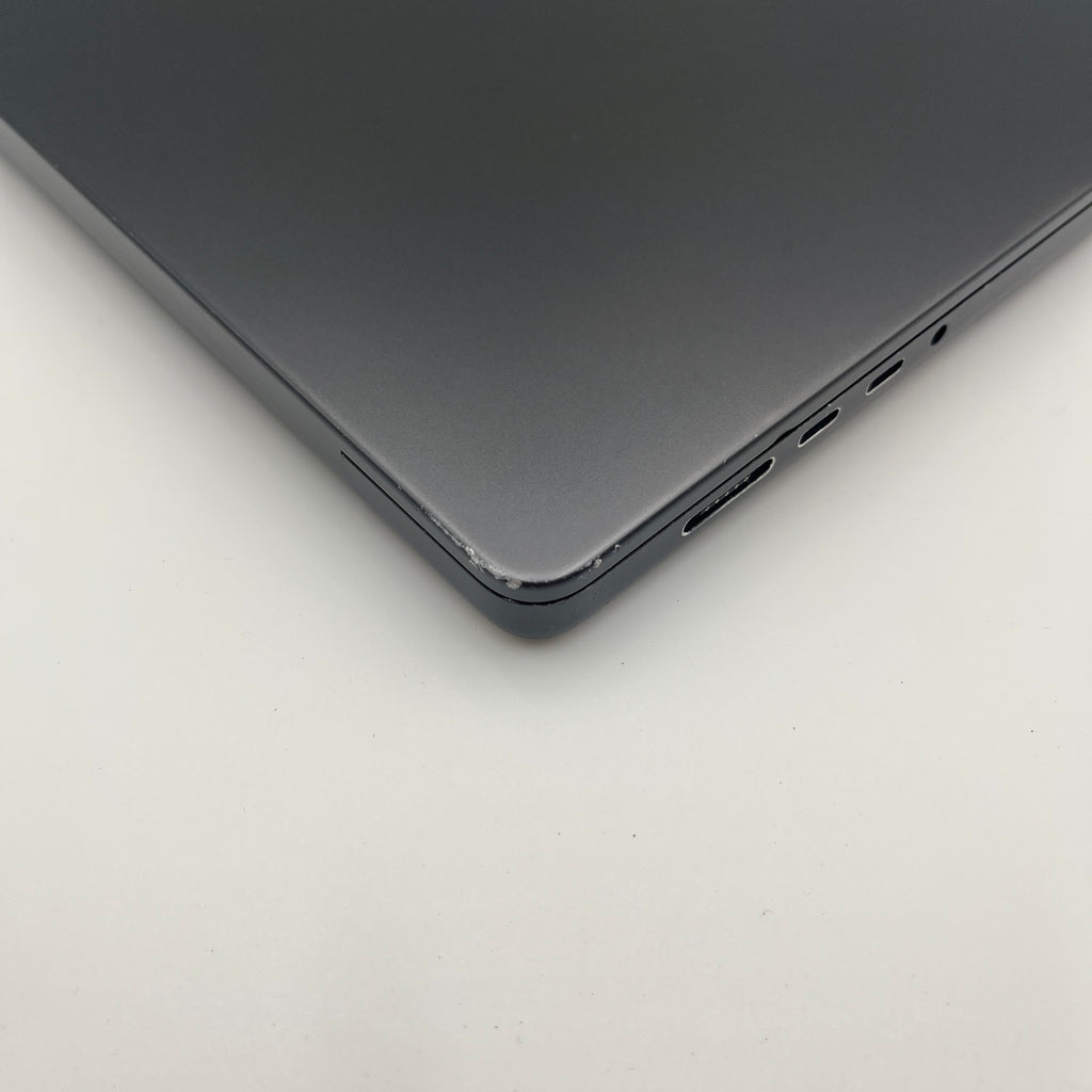 Begagnad MacBook Pro 16" 2023 - M3 Max - 64GB - 4TB - Rymdsvart