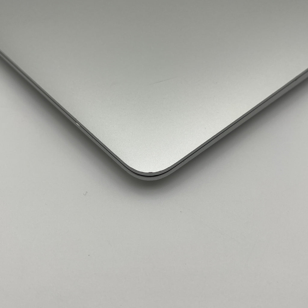 Begagnad MacBook Air 13" 2020 - M1 - 8GB - 256GB - Silver