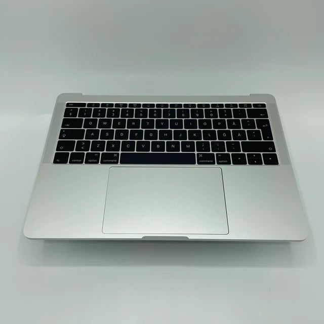 Byte av tangentbord och topcase Macbook Pro  2016-2020 inkl batteri