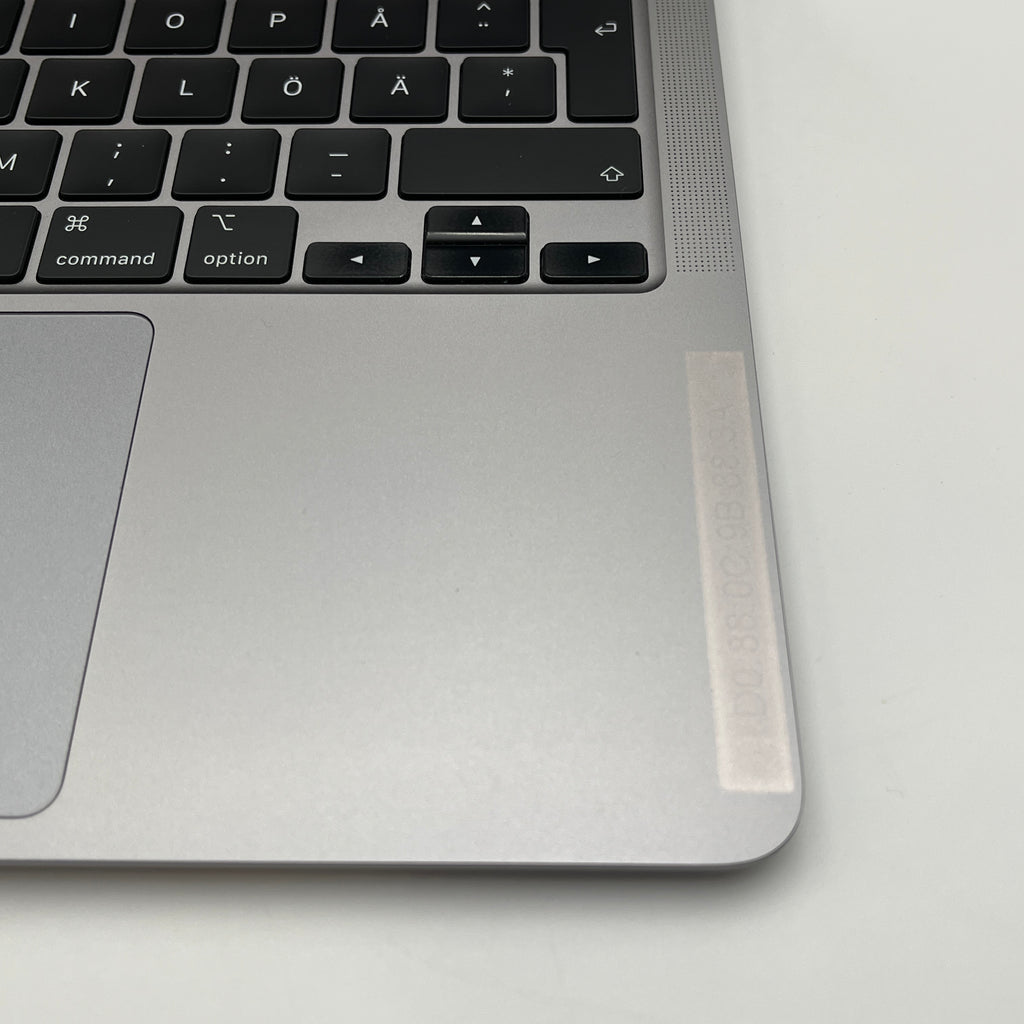 Begagnad MacBook Air 13" 2020 - M1 - 16GB - 256GB - Rymdgrå