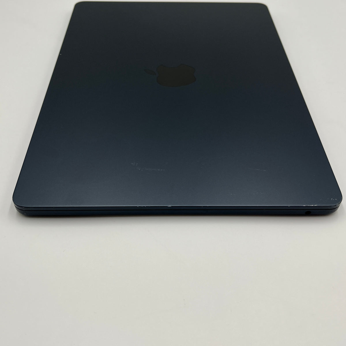 Begagnad MacBook Air 13" 2022 - M2 - 16GB - 512GB - Midnatt