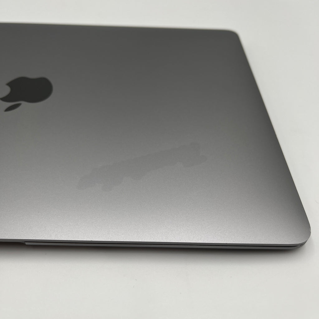 Begagnad MacBook Air 13" 2020 - M1 - 8GB - 256GB - Rymdgrå