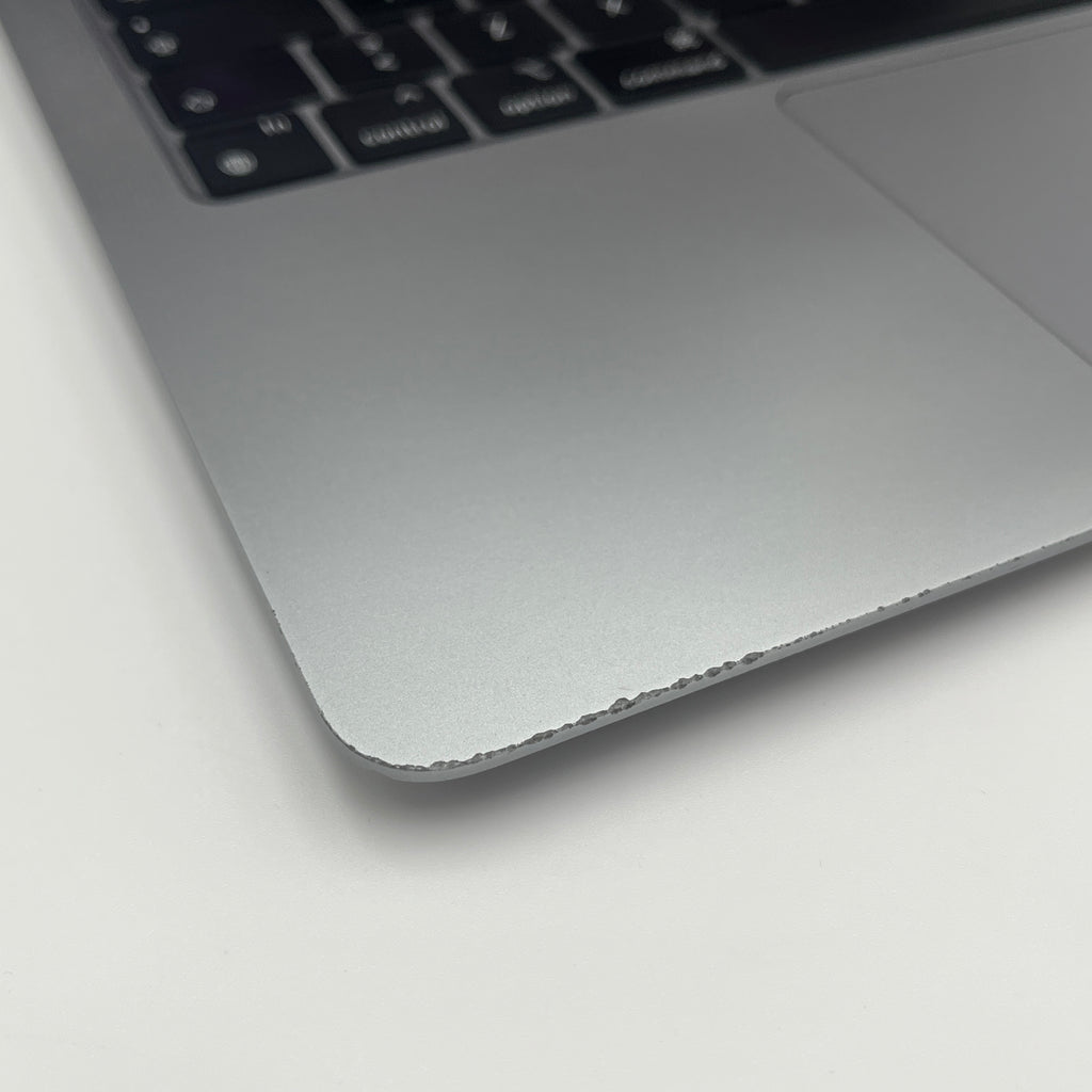 Begagnad MacBook Air 13" 2020 - M1 - 8GB - 256GB - Rymdgrå