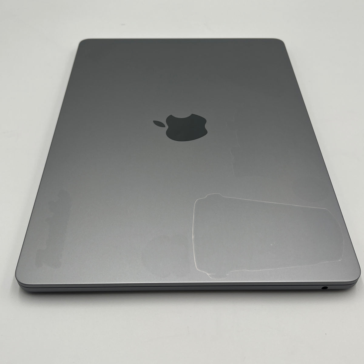 Begagnad MacBook Air 13" 2022 - M2 - 16GB - 256GB - Rymdgrå