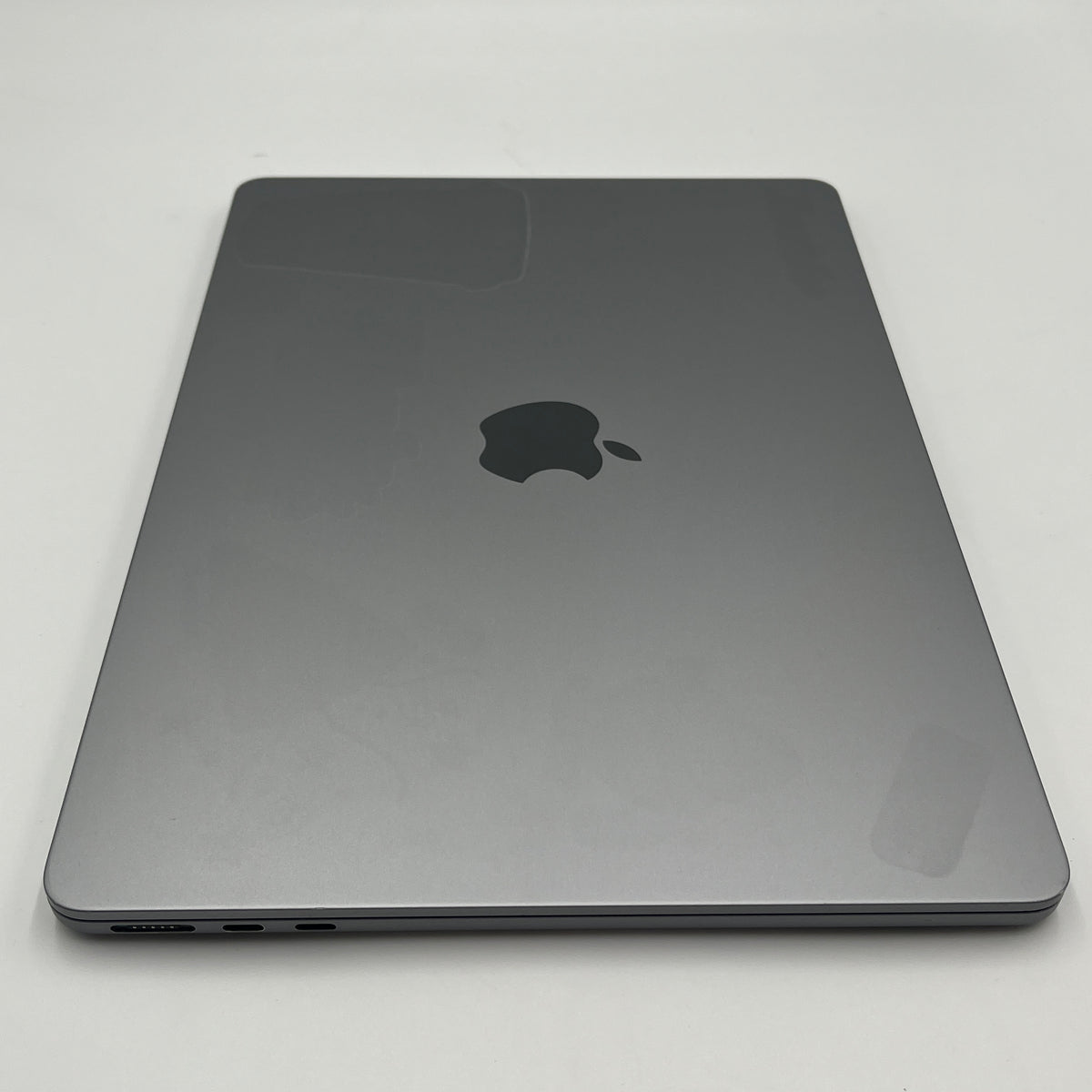 Begagnad MacBook Air 13" 2022 - M2 - 16GB - 256GB - Rymdgrå