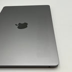 Begagnad MacBook Air 13" 2022 - M2 - 8GB - 256GB - Rymdgrå