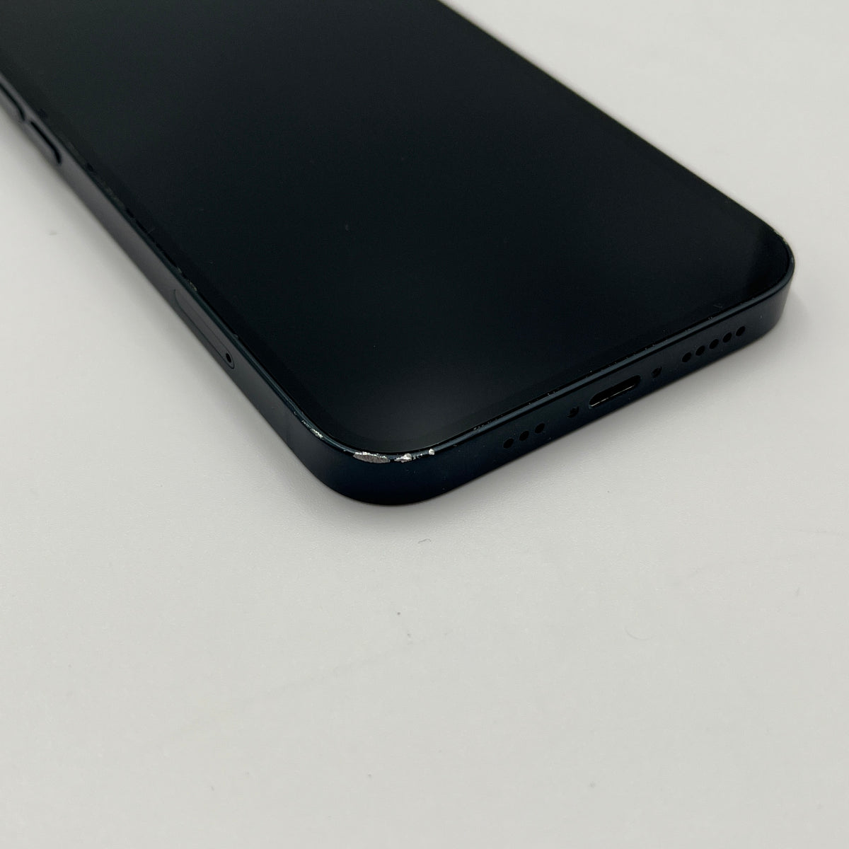 Begagnad iPhone 13 128GB - Midnatt