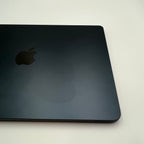 Begagnad MacBook Air 13" 2022 - M2 - 16GB - 512GB - Midnatt