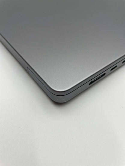 Begagnad MacBook Pro 16" 2021 - M1 Pro - Rymdgrå