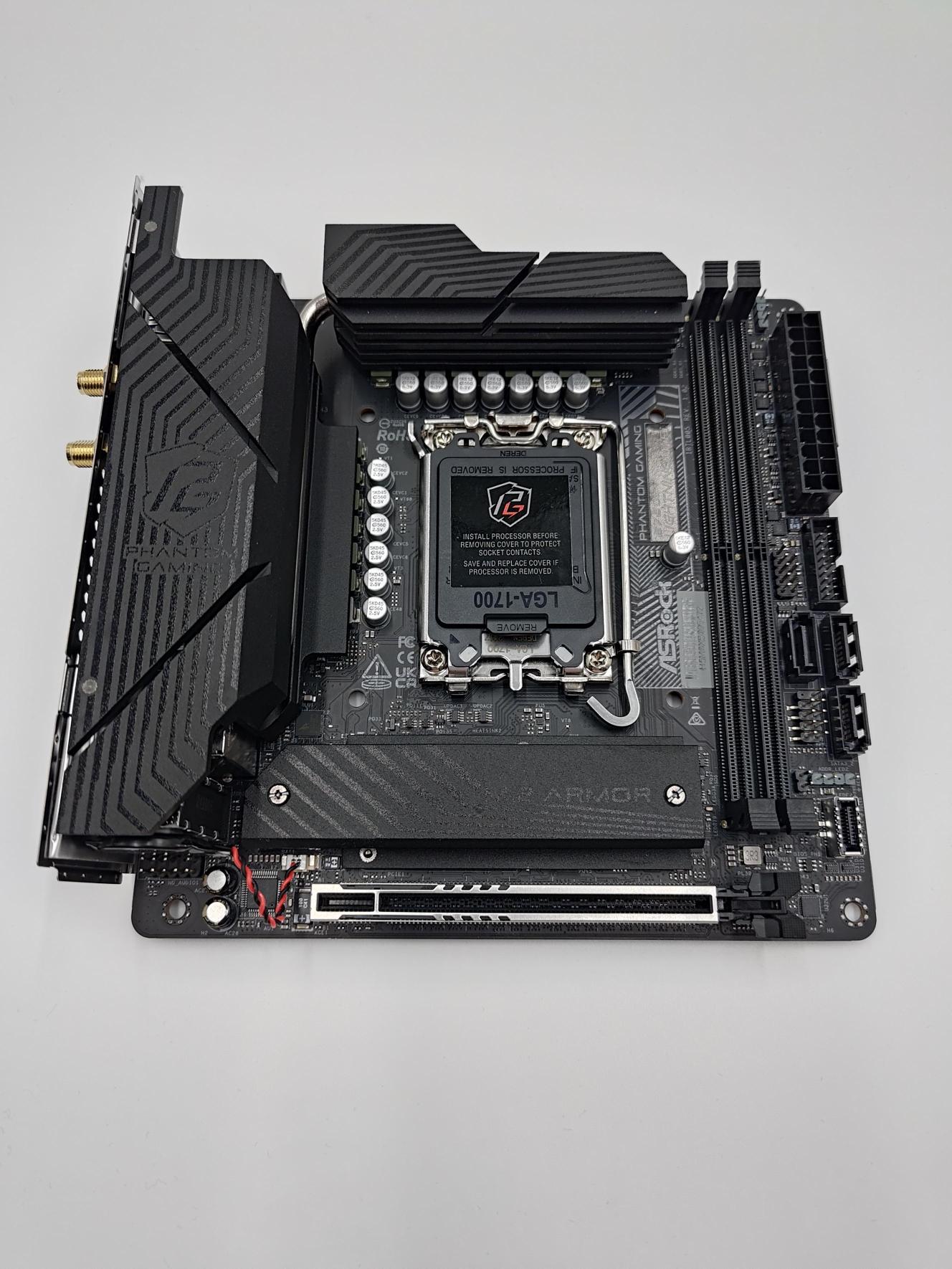 Outlet ASRock B760I Lightning WiFi