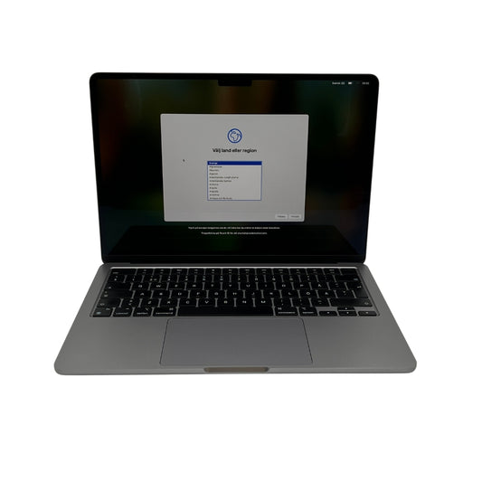 Begagnad MacBook Air 13" 2022 - M2 - 8GB - 256GB - Rymdgrå